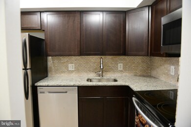 1124 25th St NW unit 102, Washington, DC 20037 - photo 3