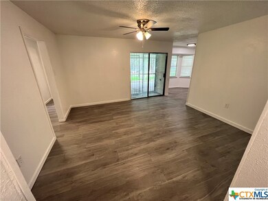 1003 W Lincoln Ave, Copperas Cove, TX 76522 - photo 2