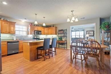 1106 Bristol Dr, Raymore, MO 64083 - photo 6