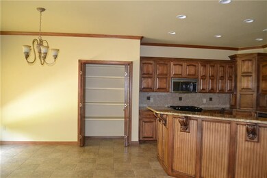19461 Charleston Point, Shawnee, OK 74801 - photo 5