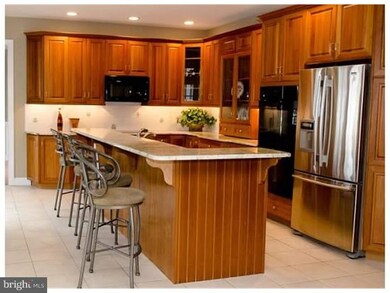 823 Elderberry Ln, West Chester, PA 19380 - photo 4