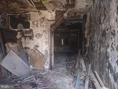 1816 N Milton Ave, Baltimore, MD 21213 - photo 5