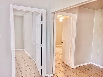 1907 Avenue C unit 1, Rosenberg, TX 77471 - photo 6