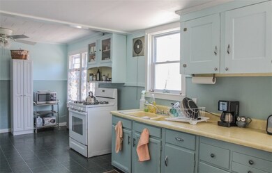 826 Main St, Warren, RI 02885 - photo 7