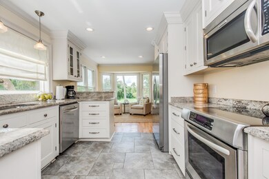 1 Commons Ct 12