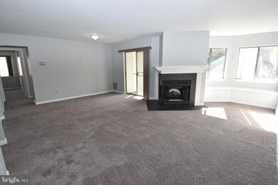 2217 Lowells Glen Rd unit H, Parkville, MD 21234 - photo 2