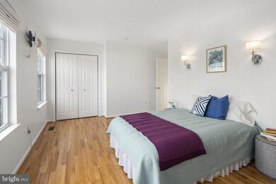 8817 Goose Landing Cir, Columbia, MD 21045 - photo 6