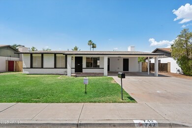 1-web-or-mls-742-e-garnet-ave