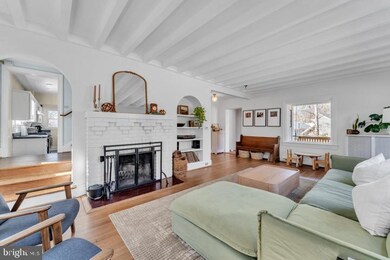 2300 Crest Rd, Baltimore, MD 21209 - photo 7