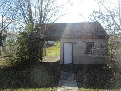 623 W 9th St, Marysville, OH 43040 - photo 3