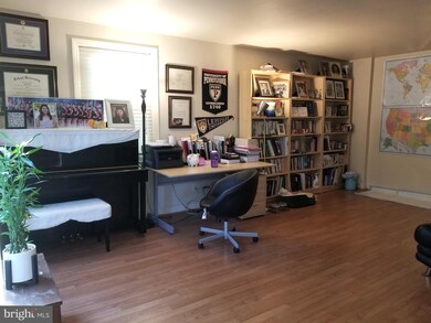 502 Fairmont Rd, Havertown, PA 19083 - photo 5