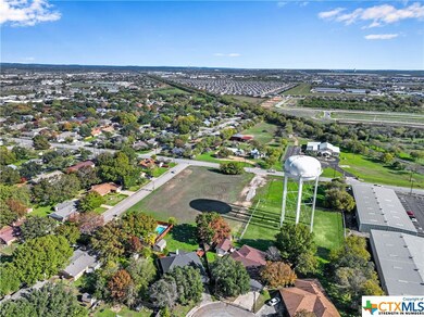 1340 Summerwood Dr, New Braunfels, TX 78130 - photo 6