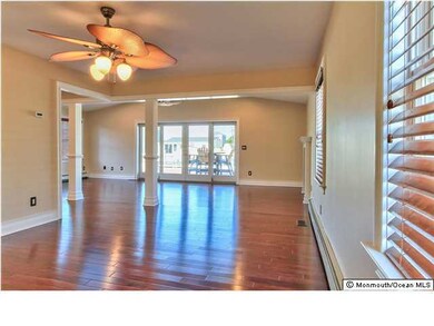 22 Neptune Rd, Toms River, NJ 08753 - photo 3