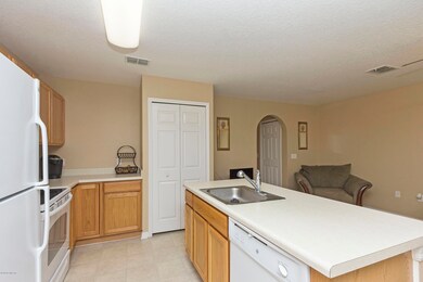 10511 Maidstone Cove Dr, Jacksonville, FL 32218 - photo 5