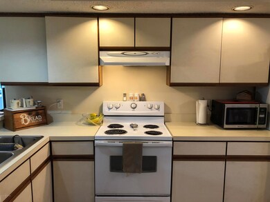 214 Aquarius Cir W, Jacksonville, FL 32216 - photo 6