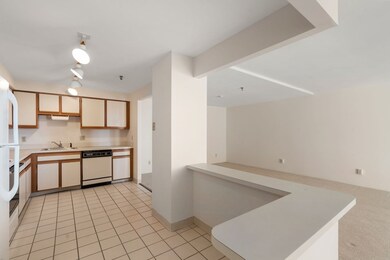Ocean Gate Tower unit 1201, Revere, MA 02151 - photo 6