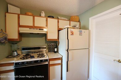 2 Boise Ct, Tinton Falls, NJ 07712 - photo 6