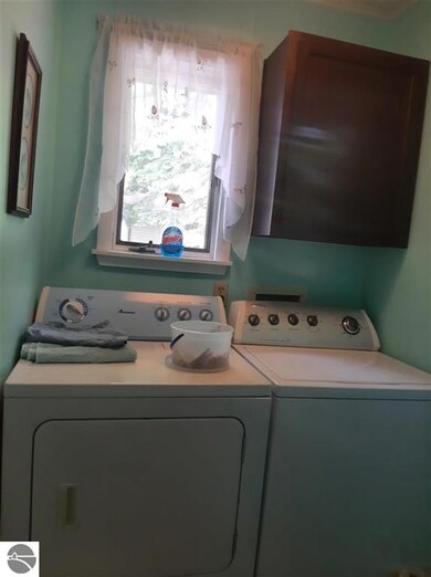 2262 W Engel Rd, West Branch, MI 48661 - photo 3