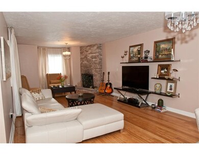 202 Arrowhead Cir, Ashland, MA 01721 - photo 4