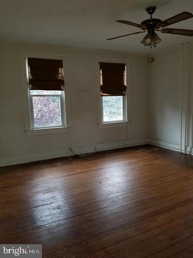 2502 Erdman Ave unit 2, Baltimore, MD 21213 - photo 6