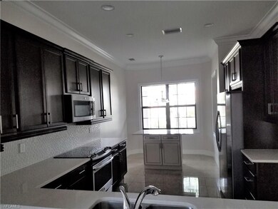 Efficient Upgraded Quartz/Stainless Kitchen