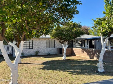 2816 N 33rd Place, Phoenix, AZ 85008 - photo 4