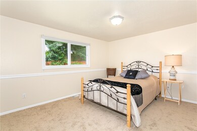 24409 14th Ave S, Des Moines, WA 98198 - photo 5