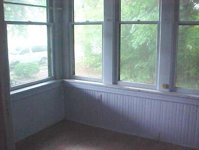 321 Main Street sunroom