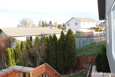 716 S Lexington Place, East Wenatchee, WA 98802 - photo 3