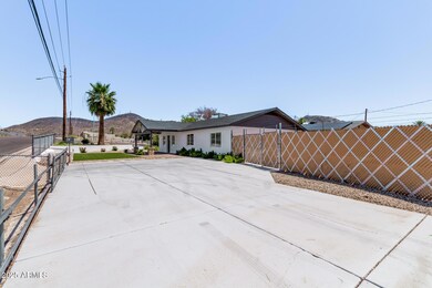 9845 N 15th Ave, Phoenix, AZ 85021 - photo 4