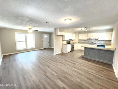 9616 Wilkerson Cir, Moss Point, MS 39562 - photo 3