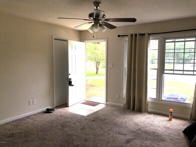 715 Dennis Ct, Jacksonville, NC 28546 - photo 5