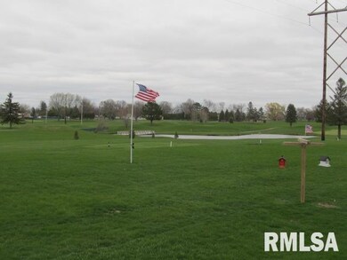 2128 W 59th St, Davenport, IA 52806 - photo 5