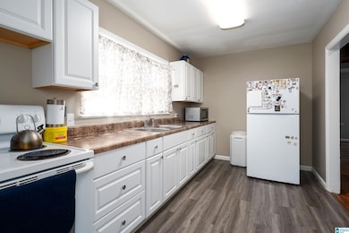 553 Polly Reed Rd, Center Point, AL 35215 - photo 6