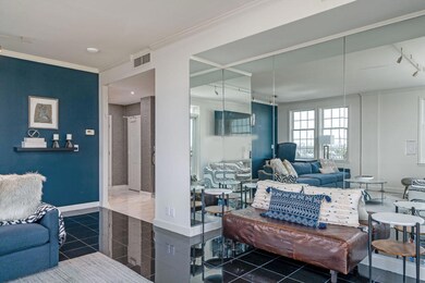 1 King Street 508 dining nook