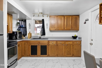 79 Starr Ave, Schenectady, NY 12304 - photo 4