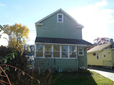 65 Cuthbert St, Schenectady, NY 12302 - photo 2