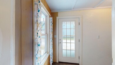 28-Summit-St-Bryant-Pond-ME-04219-092920