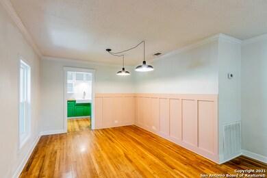 18614 Scenic Loop Rd, Helotes, TX 78023 - photo 5