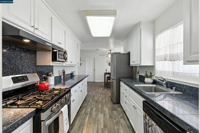 1201 Valle Vista Ave, Vallejo, CA 94589 - photo 5