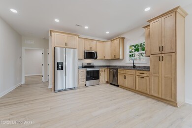 1110 N Main St, Elizabethtown, KY 42701 - photo 5