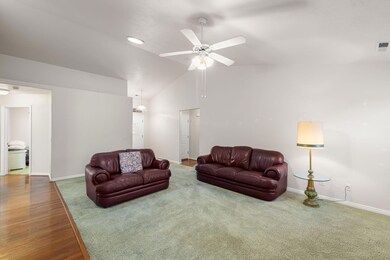 145 N Mall Dr unit 35, Saint George, UT 84790 - photo 4