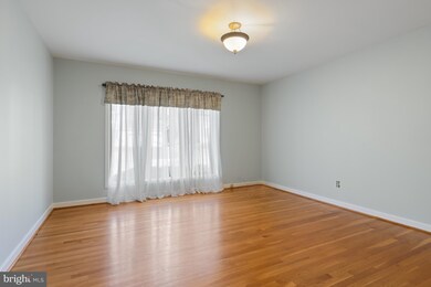 312 Charleston Dr, Wilmington, DE 19808 - photo 5