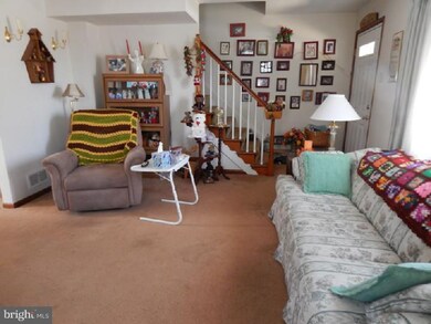 87 Peterman Rd, Pottstown, PA 19465 - photo 3