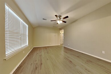 19710 Twisted Creek Dr, Tomball, TX 77375 - photo 3