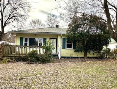 8431 Austin Traphill Rd, Elkin, NC 28621 - photo 2