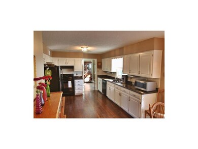 805 Raven, Raymore, MO 64083 - photo 5