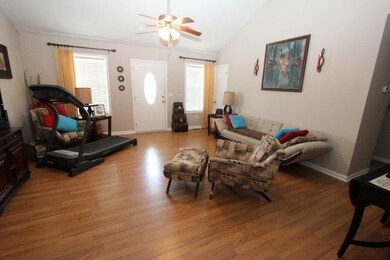 1037 Alexandria Dr, Lawrenceburg, KY 40342 - photo 5