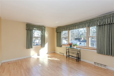 29 Julien St, Smithfield, RI 02917 - photo 6