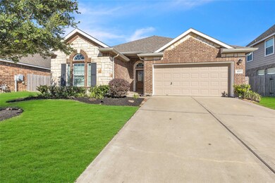 4703 Bella Ct, Alvin, TX 77511 - photo 2
